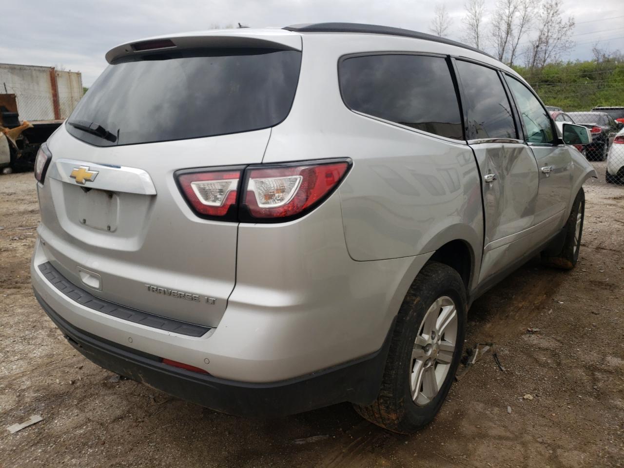 Photo 4 from auction – 2014 CHEVROLET TRAVERSE L with VIN 1GNKVHKD4EJ346991