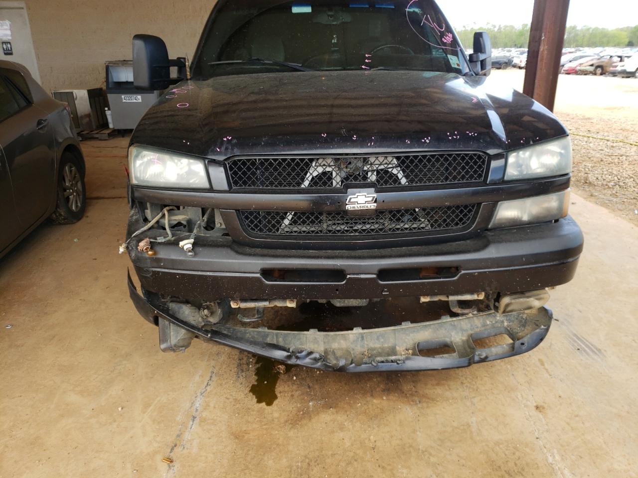 Photo 10 from auction – 2004 CHEVROLET SILVERADO with VIN 1GCEK19T74E138761