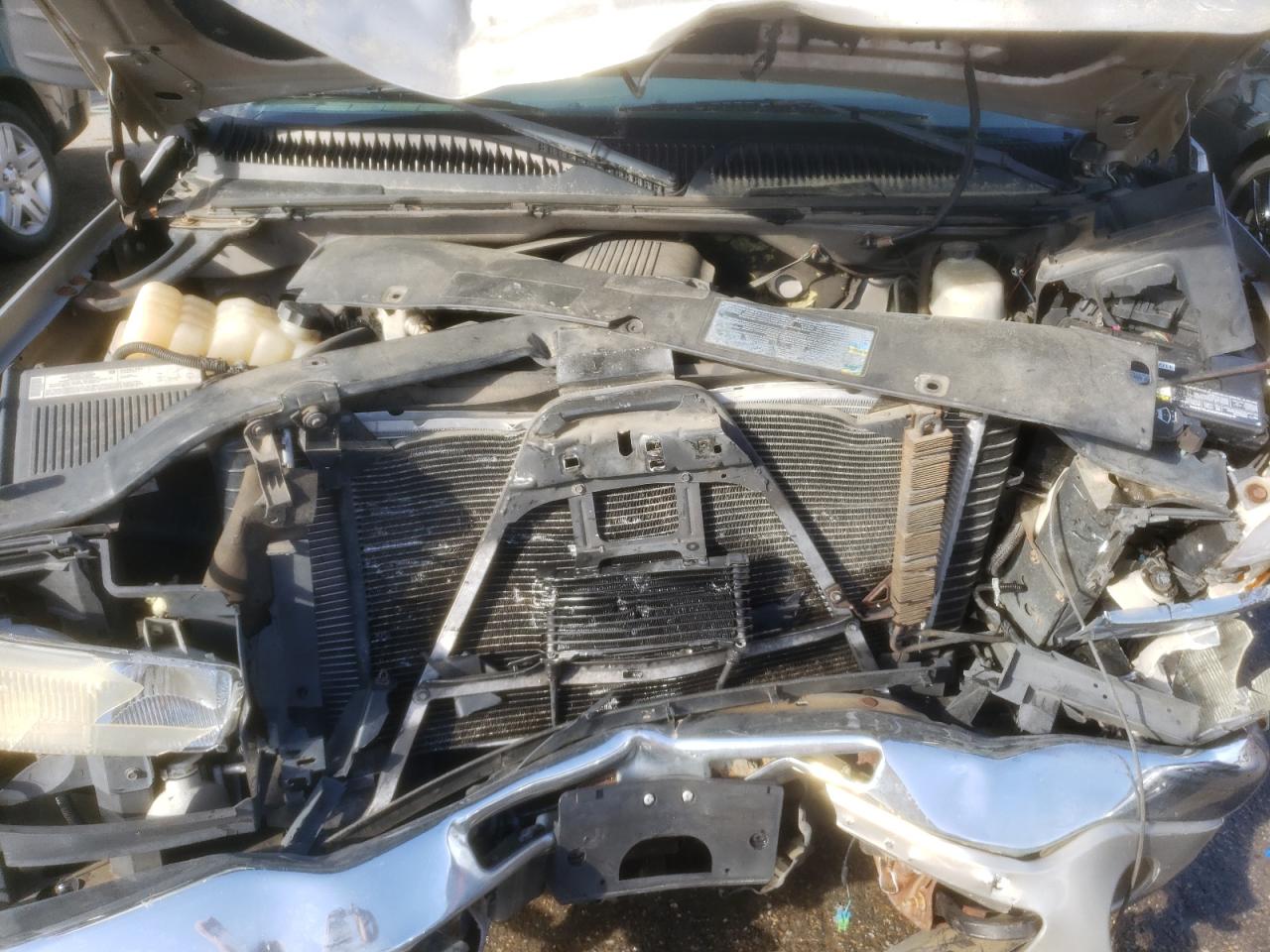 Photo 7 from auction – 2005 GMC SIERRA C25 with VIN 1GTHC29UX5E286543