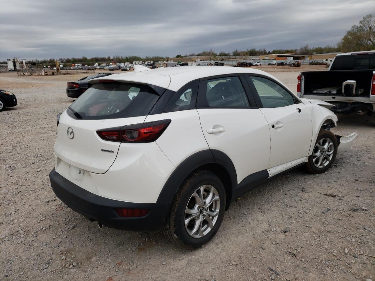 Photo 4 from auction – 2021 MAZDA CX-3 SPORT with VIN JM1DKDB73M1501316