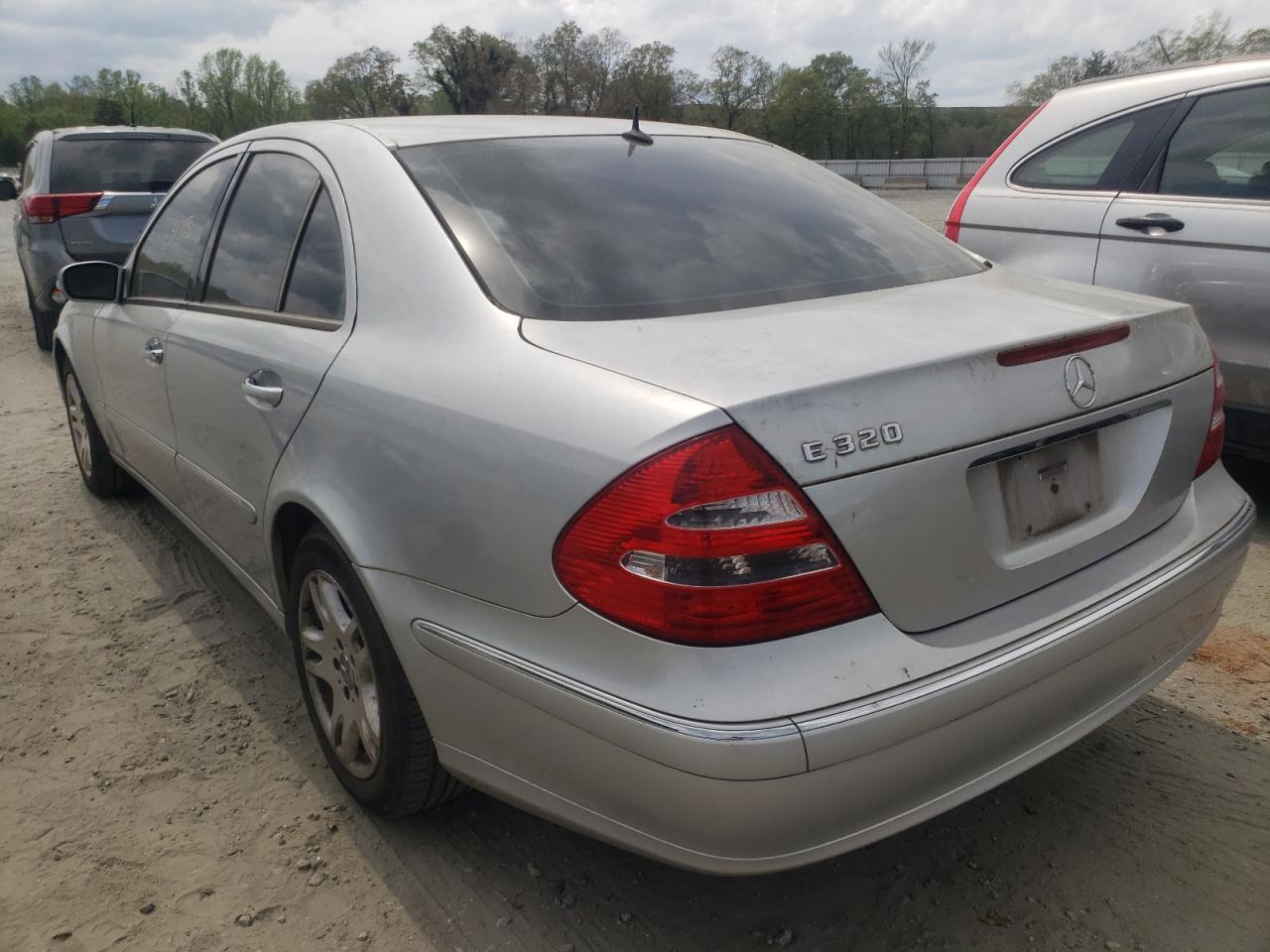 Photo 3 from auction – 2004 MERCEDES-BENZ E 320 with VIN WDBUF65J14A567515