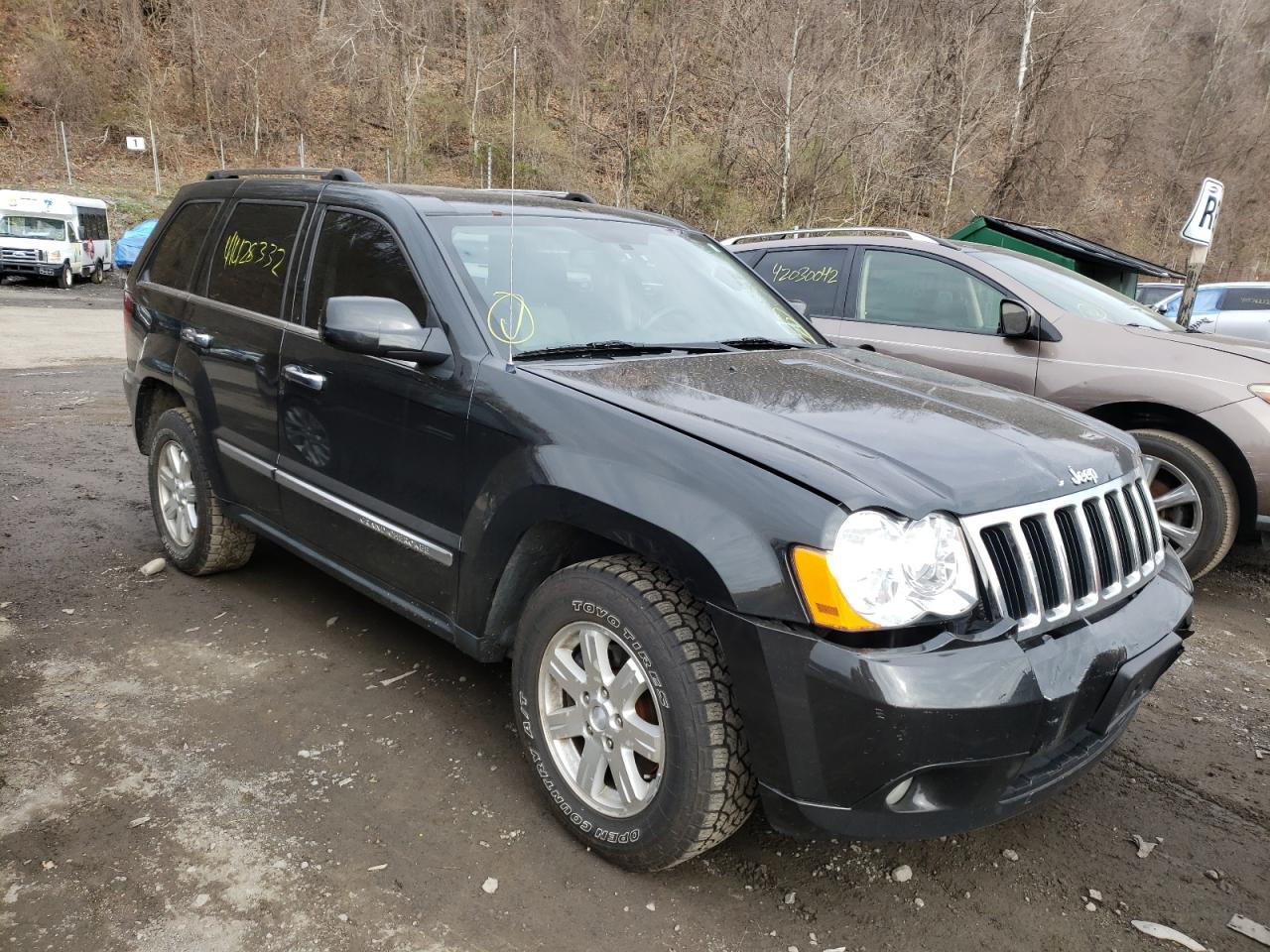JEEP GRAND CHER 2010 with VIN 1J4PR5GK5AC147756 - Photo from auction