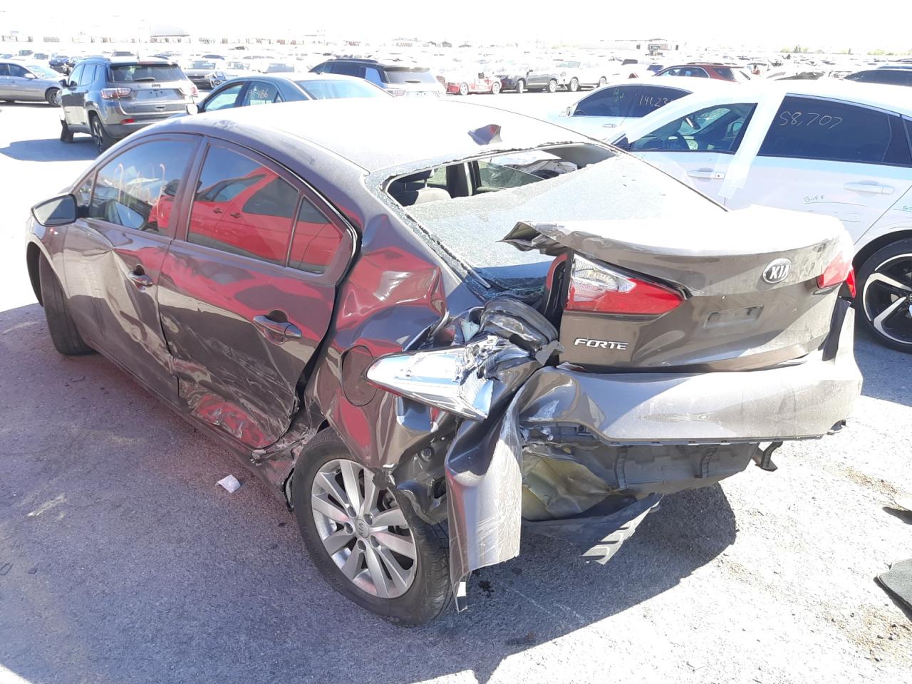 Photo 3 from auction – 2014 KIA FORTE LX with VIN KNAFX4A67E5062714