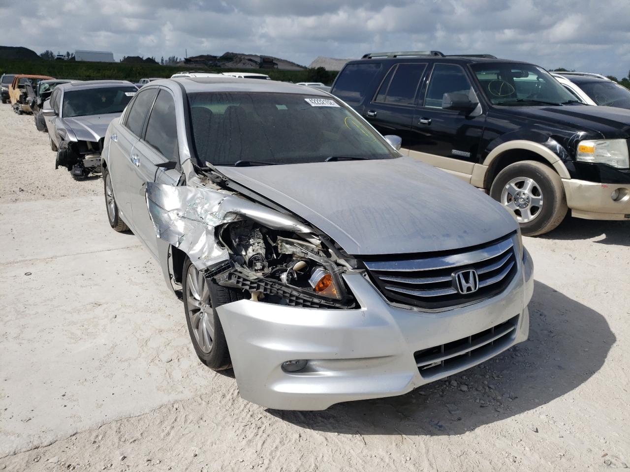 Photo 1 from auction – 2011 HONDA ACCORD EXL with VIN 1HGCP3F82BA030364