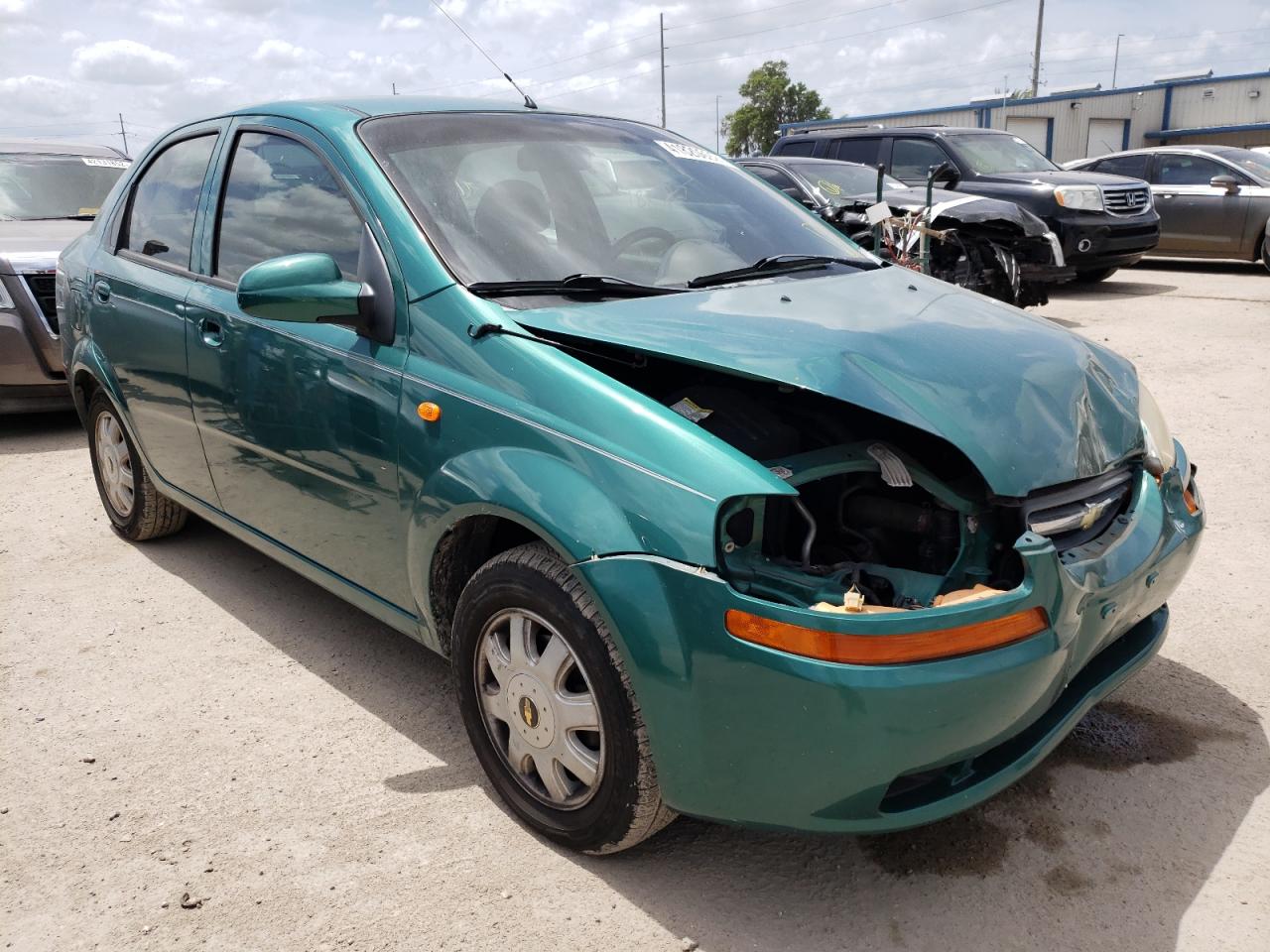 Zdjęcie 1 z aukcji – 2004 CHEVROLET AVEO z VIN KL1TJ52694B192402