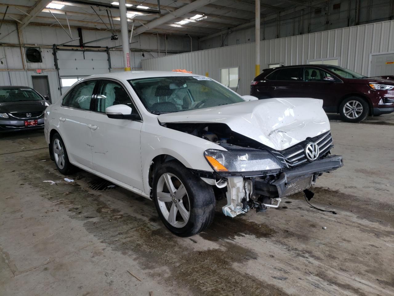 VOLKSWAGEN PASSAT SE 2015 with VIN 1VWBT7A34FC063561 - Photo from auction