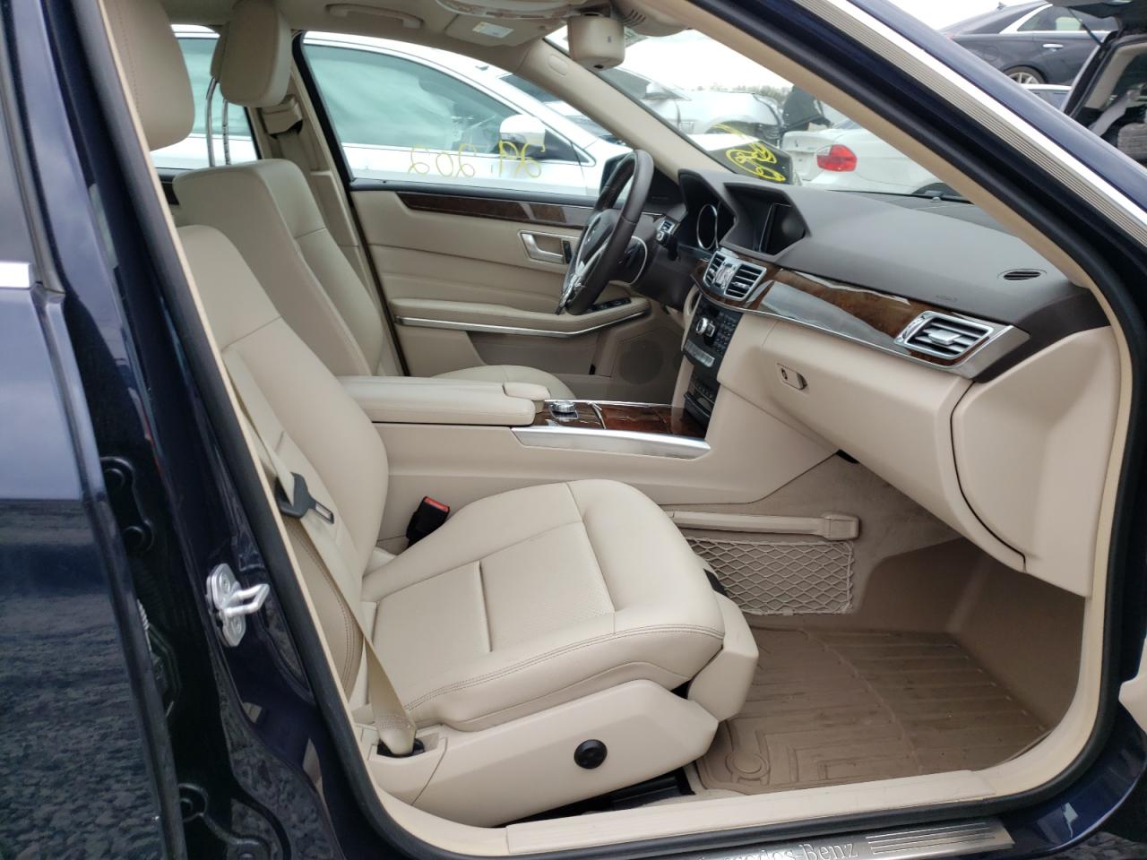 Photo 5 from auction – 2015 MERCEDES-BENZ E 350 4MAT with VIN WDDHF8JB6FB093299