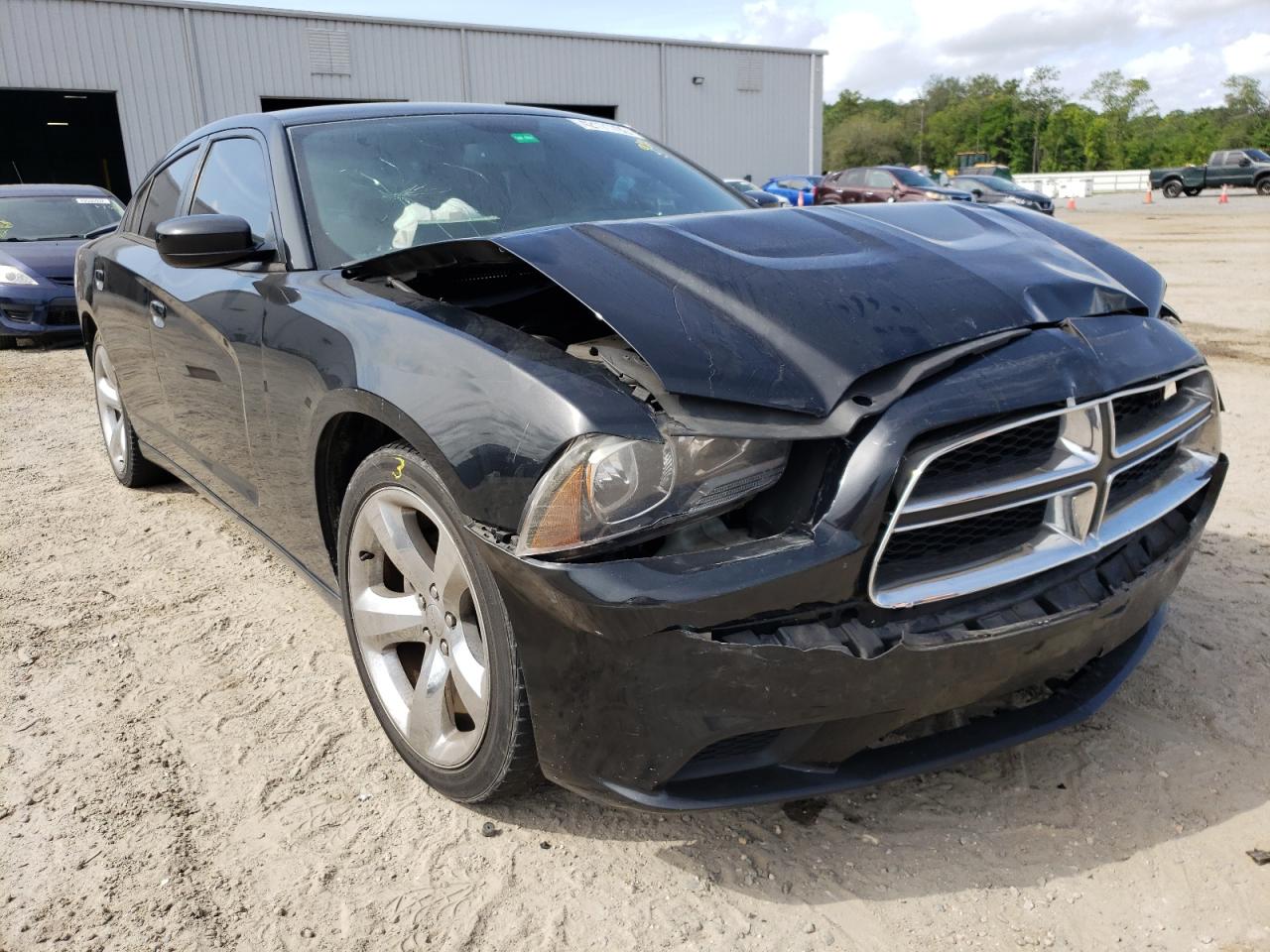 DODGE CHARGER SE 2013 with VIN 2C3CDXBG8DH656005 - Photo from auction