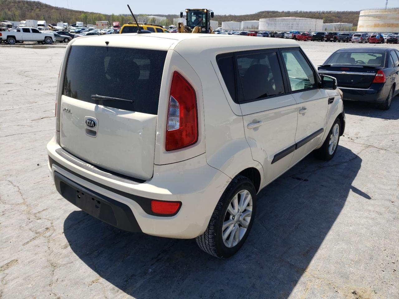 Photo 4 from auction – 2013 KIA SOUL + with VIN KNDJT2A66D7580541