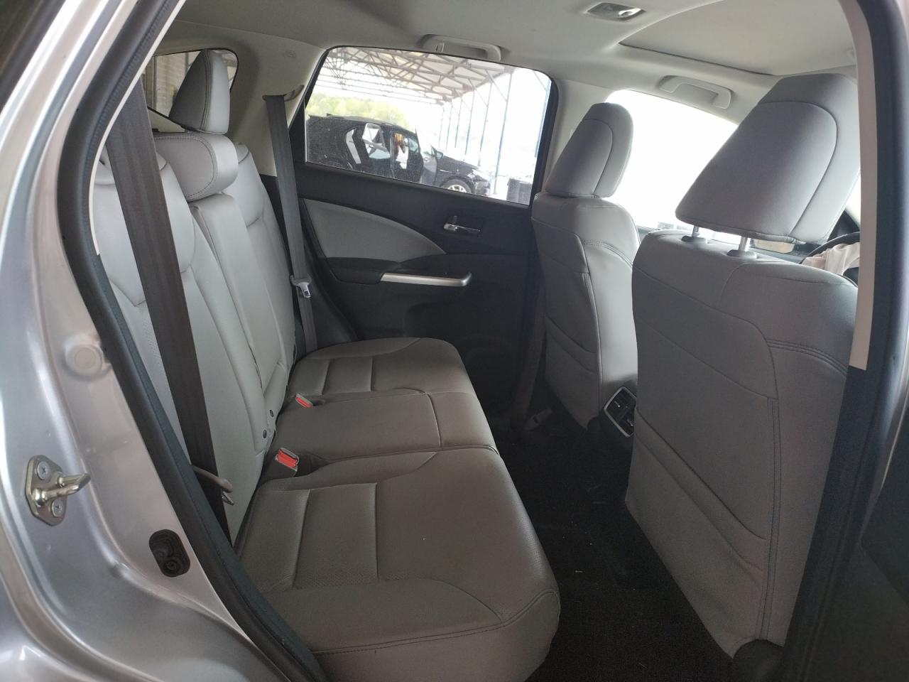 Photo 6 from auction – 2016 HONDA CR-V EXL with VIN 2HKRM3H72GH565099
