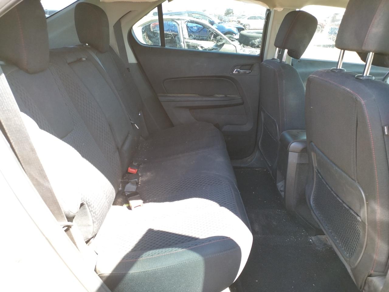 Photo 6 from auction – 2015 CHEVROLET EQUINOX LS with VIN 1GNALAEK7FZ102144