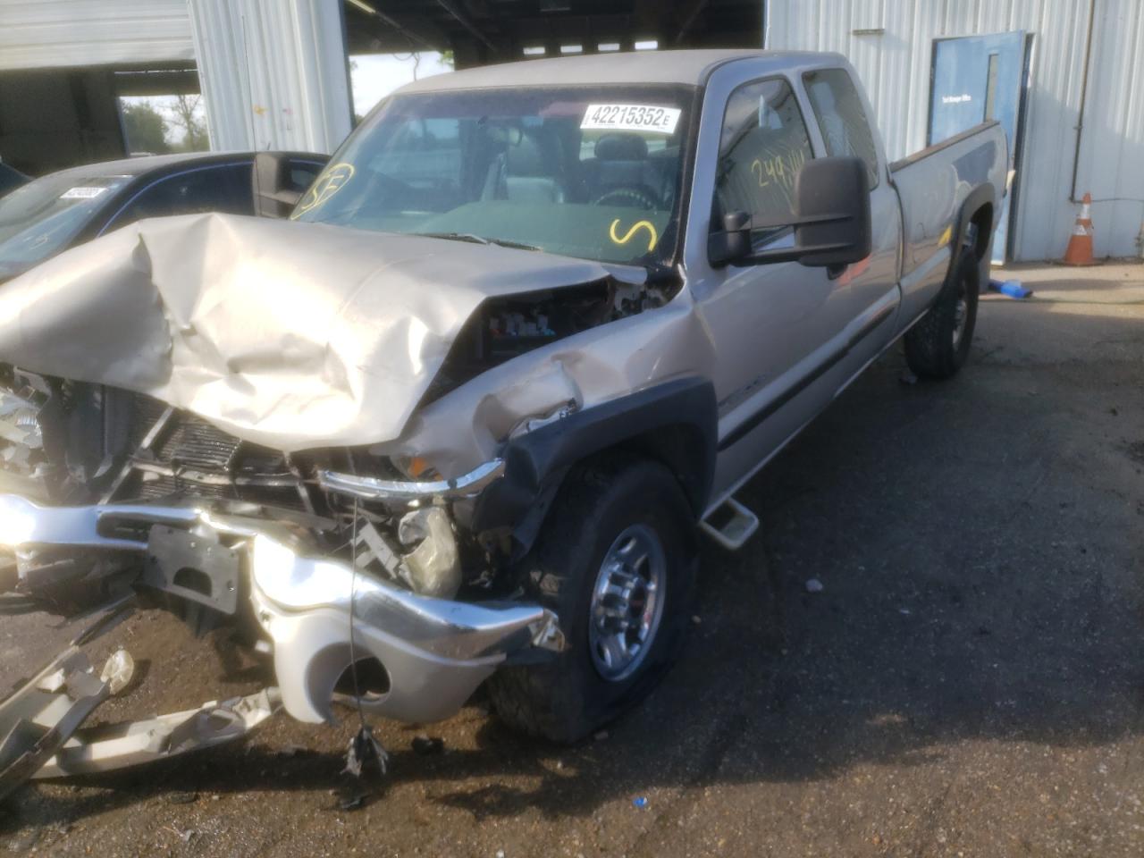 Photo 2 from auction – 2005 GMC SIERRA C25 with VIN 1GTHC29UX5E286543
