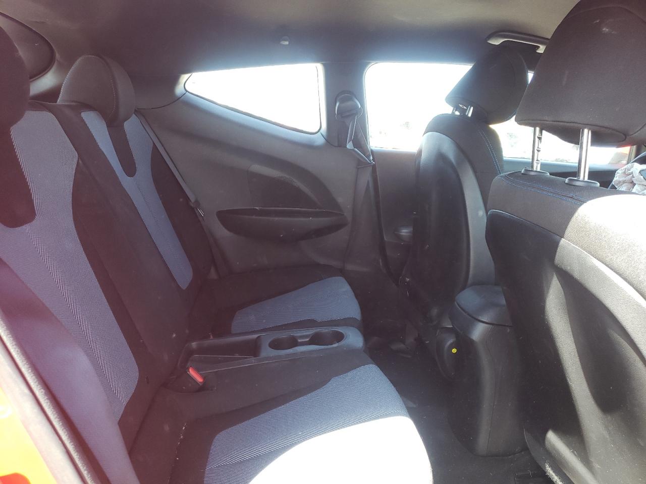 Photo 6 from auction – 2020 HYUNDAI VELOSTER B with VIN KMHTG6AF4LU025815