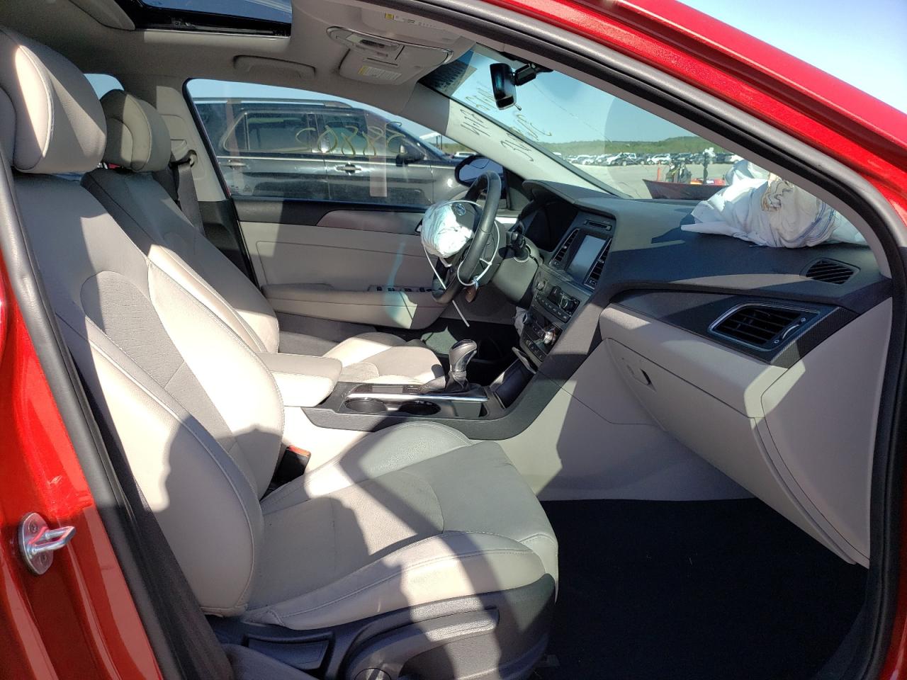 Photo 5 from auction – 2017 HYUNDAI SONATA SPO with VIN 5NPE34AF3HH548158
