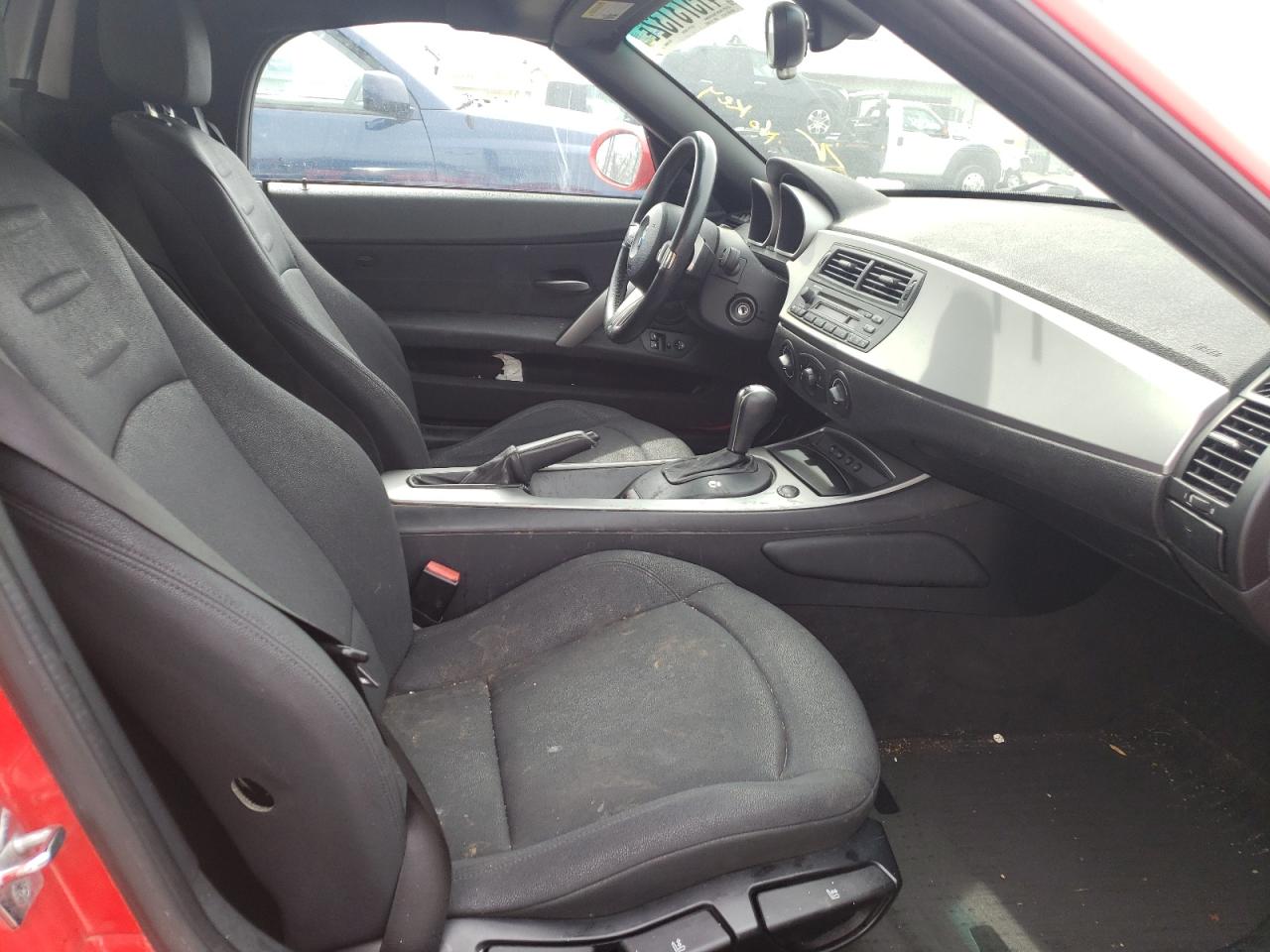 Zdjęcie 5 z aukcji – 2006 BMW Z4 3.0 z VIN 4USBU33596LW68080