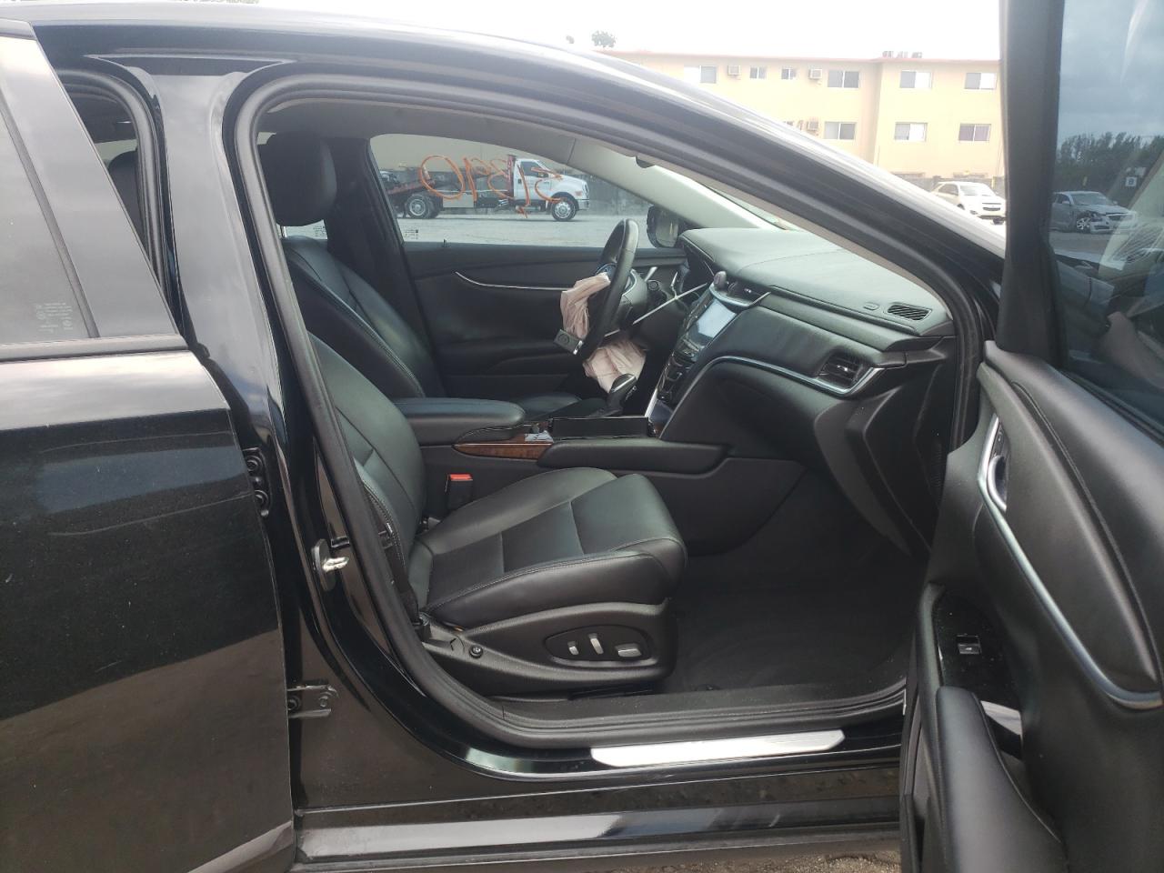 Photo 5 from auction – 2013 CADILLAC XTS with VIN 2G61N5S39D9227356
