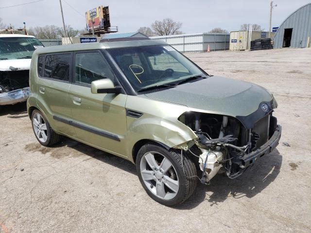 KIA SOUL + 2010 with VIN KNDJT2A2XA7033023 - Photo from auction