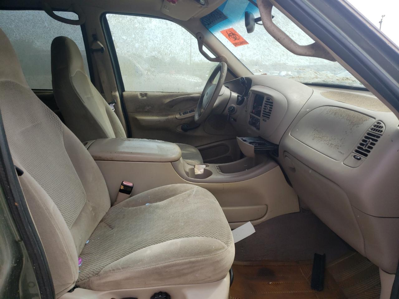 Photo 5 from auction – 2001 FORD EXPEDITION with VIN 1FMRU15WX1LA53752