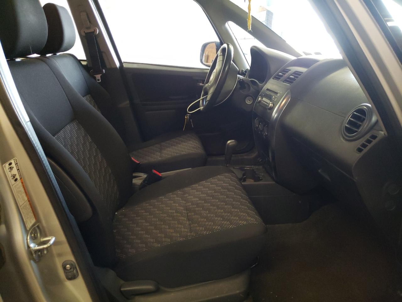 Photo 5 from auction – 2007 SUZUKI SX4 with VIN JS2YB413975100601