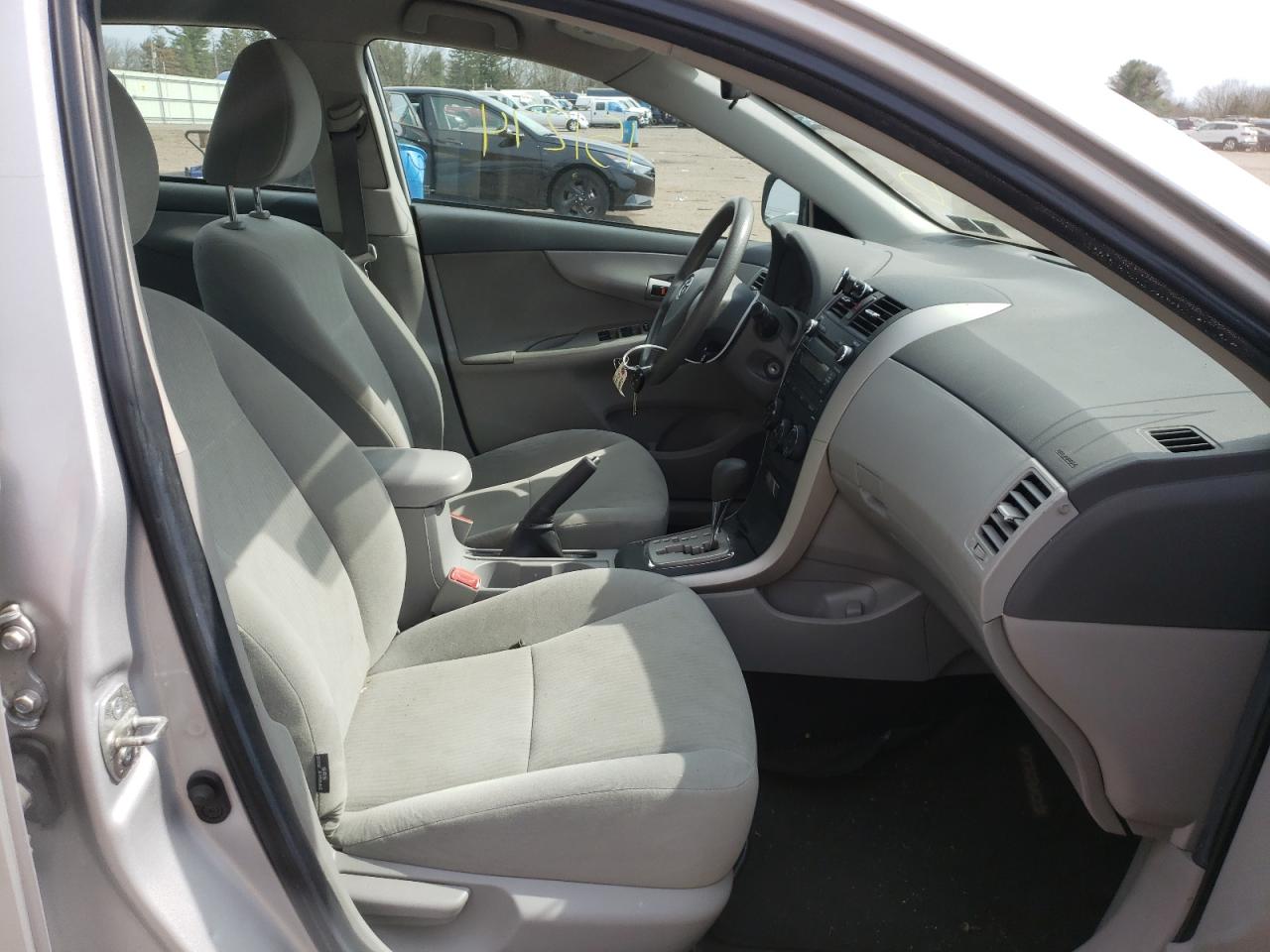 Photo 5 from auction – 2010 TOYOTA COROLLA with VIN 1NXBU4EE7AZ340874
