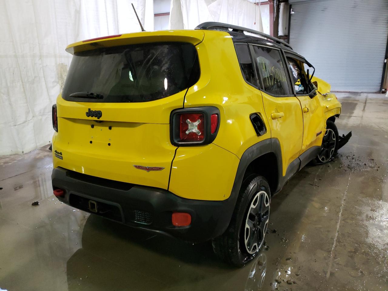 Photo 4 from auction – 2016 JEEP RENEGADE T with VIN ZACCJBCT7GPC84324