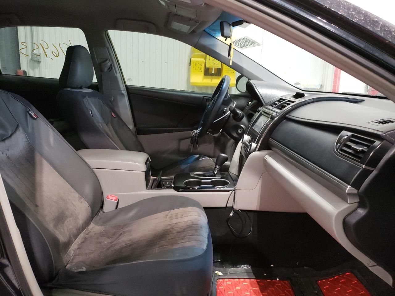 Photo 5 from auction – 2012 TOYOTA CAMRY BASE with VIN 4T4BF1FK6CR200014