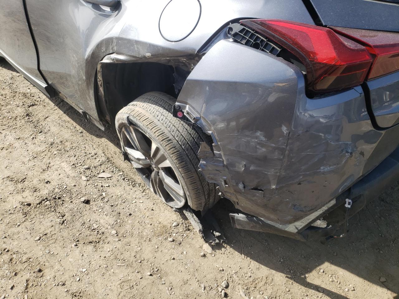 Photo 9 from auction – 2019 LEXUS UX 200 with VIN JTHY3JBHXK2008468