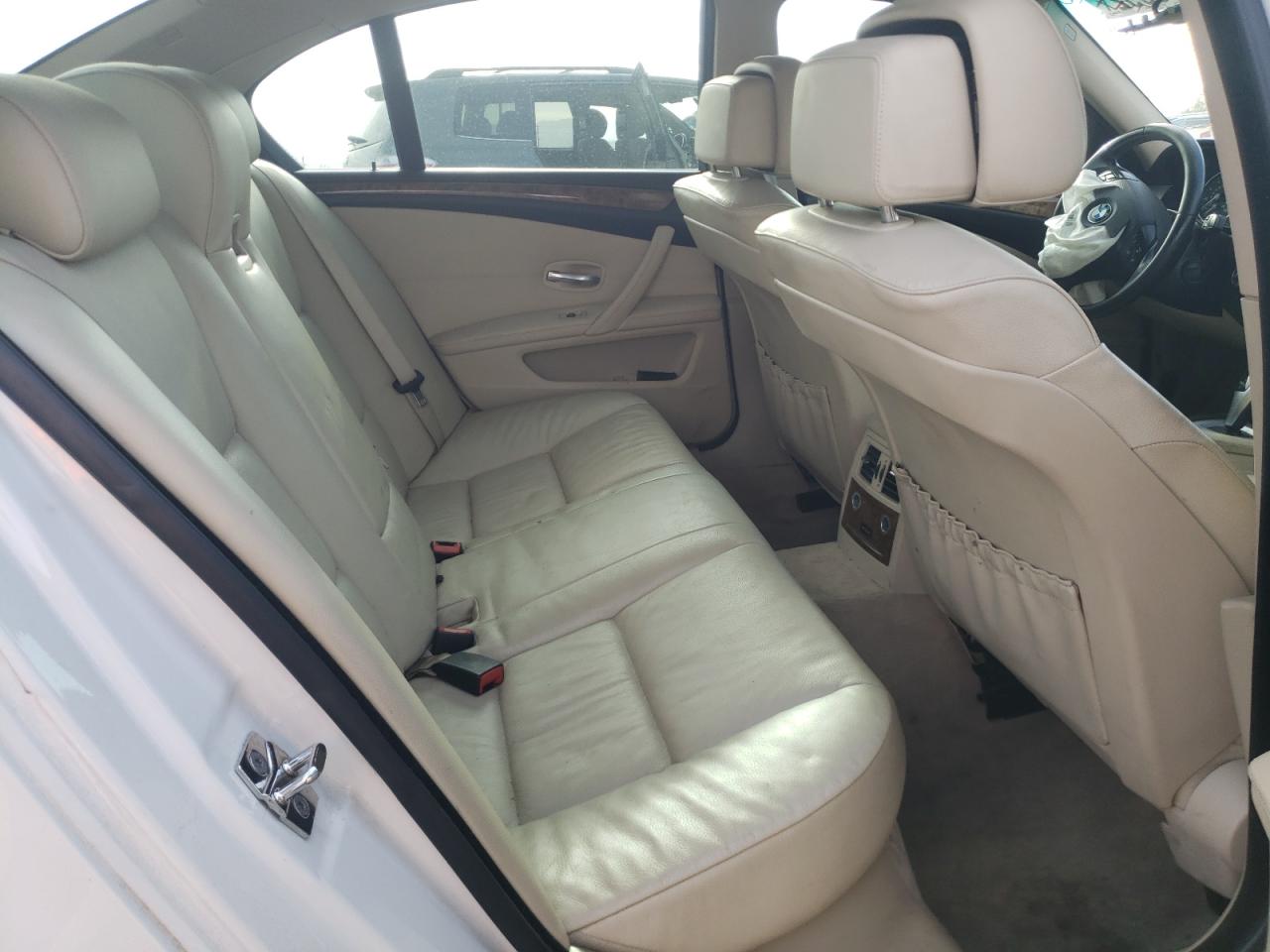 Photo 6 from auction – 2008 BMW 528 I with VIN WBANU53518CT15623