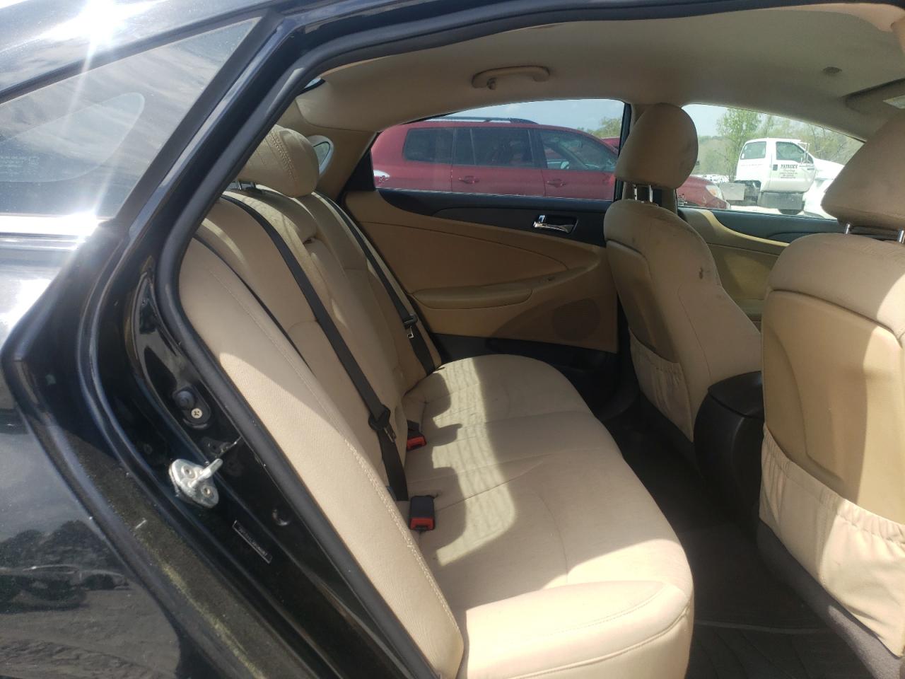 Photo 6 from auction – 2011 HYUNDAI SONATA GLS with VIN 5NPEB4AC3BH260267