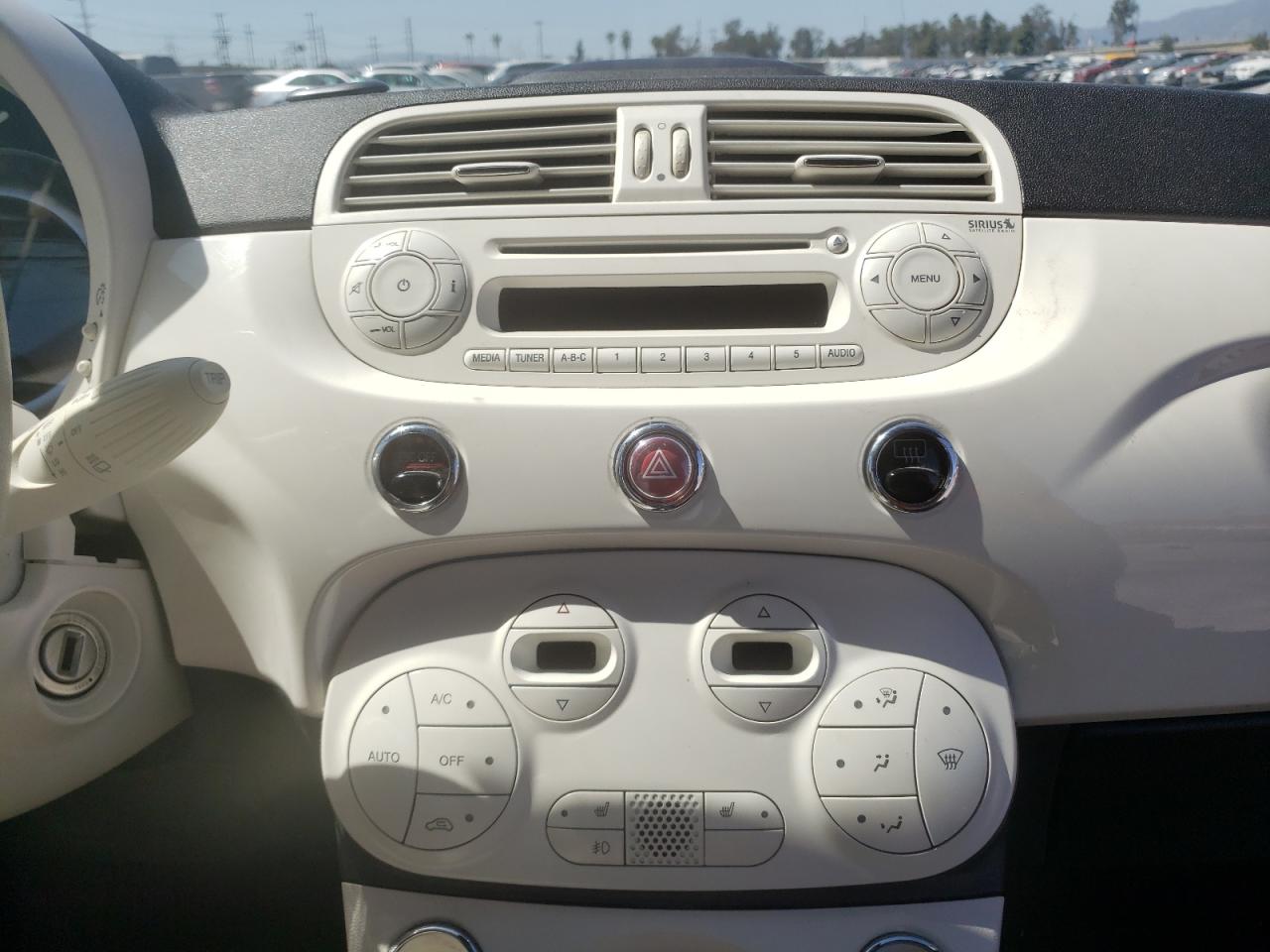 Photo 9 from auction – 2014 FIAT 500 ELECTR with VIN 3C3CFFGE3ET189659