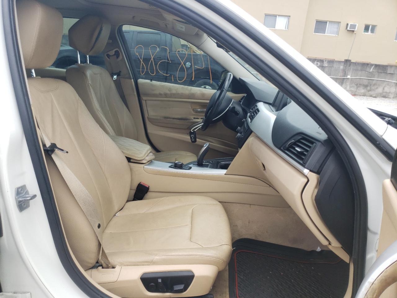 Photo 5 from auction – 2013 BMW 328 I with VIN WBA3A5C58DJ461278