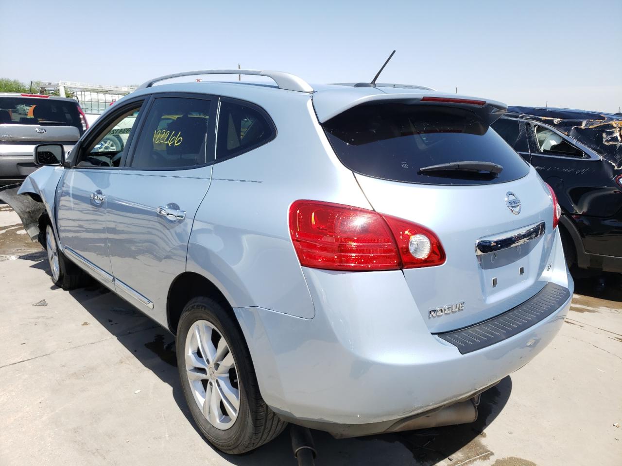Photo 3 from auction – 2012 NISSAN ROGUE S with VIN JN8AS5MT7CW301306