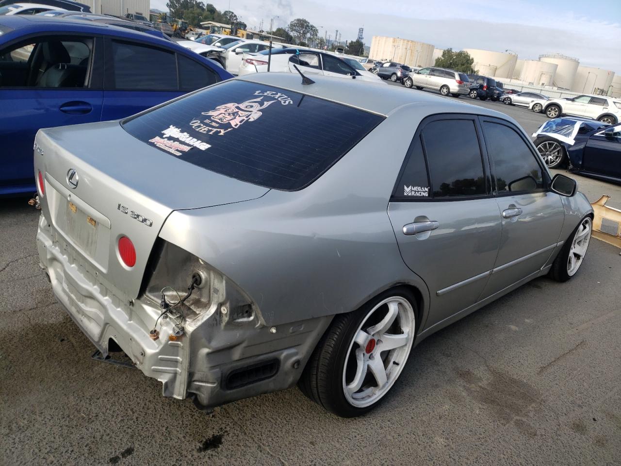 Photo 4 from auction – 2003 LEXUS IS 300 with VIN JTHBD192X30074195