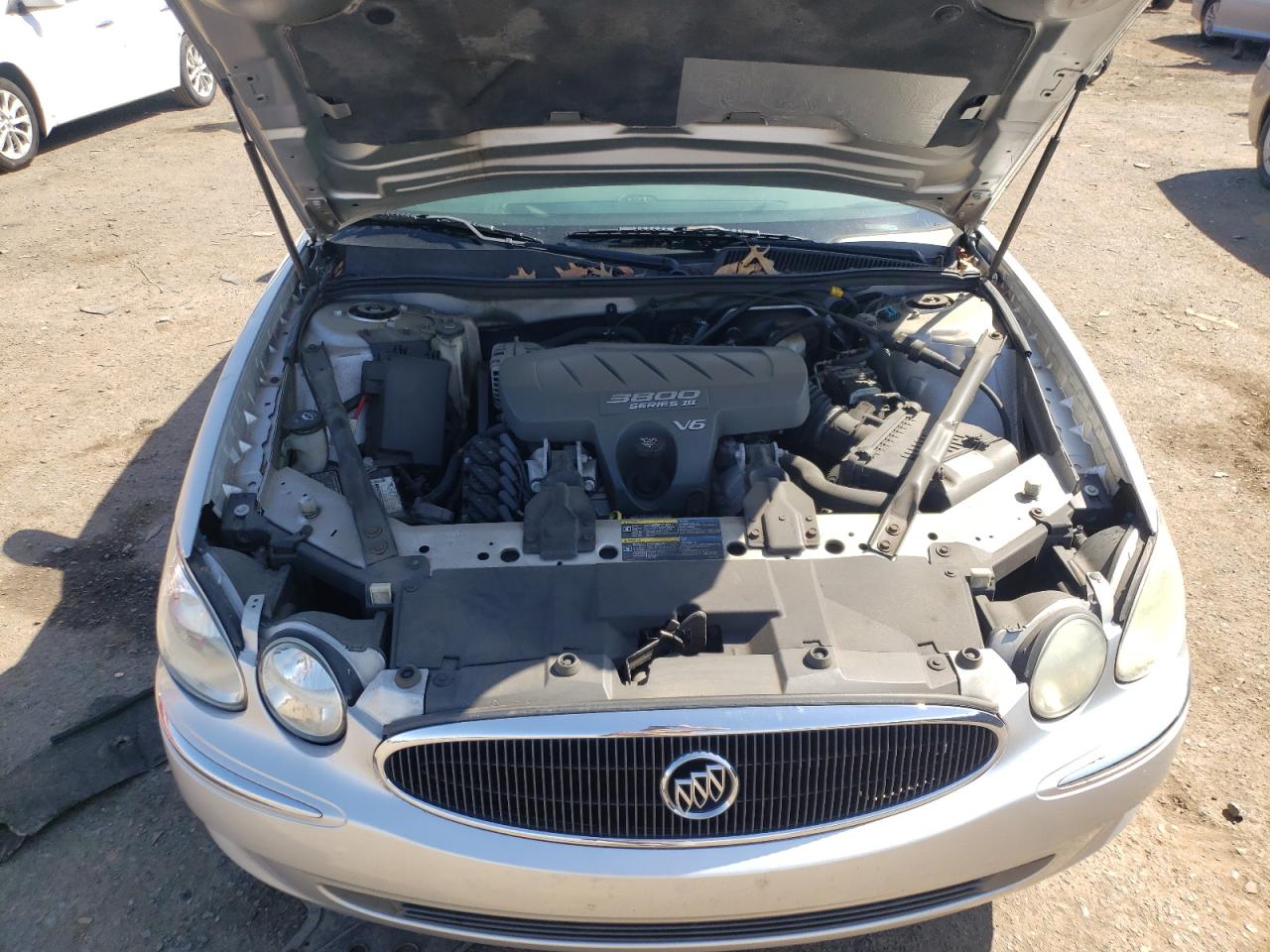Photo 7 from auction – 2005 BUICK LACROSSE C with VIN 2G4WD532151209795