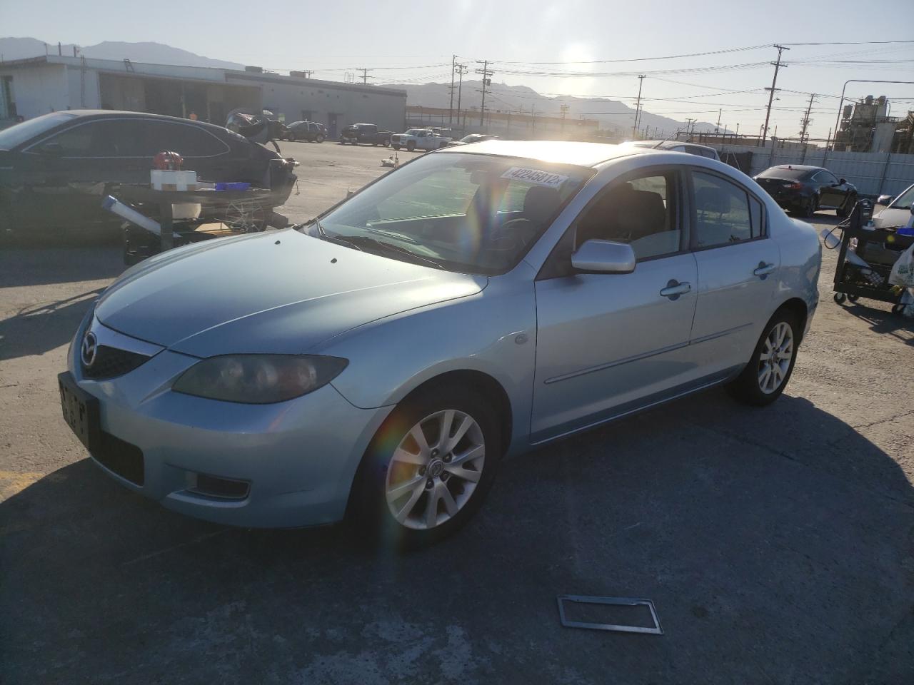 Photo 2 from auction – 2008 MAZDA MAZDA3 with VIN JM1BK12G881817547