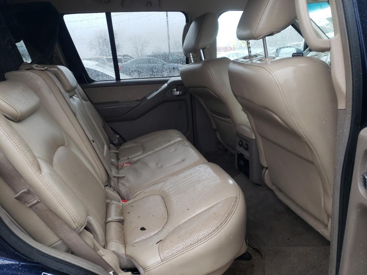 Photo 6 from auction – 2011 NISSAN PATHFINDER with VIN 5N1AR1NN1BC610121