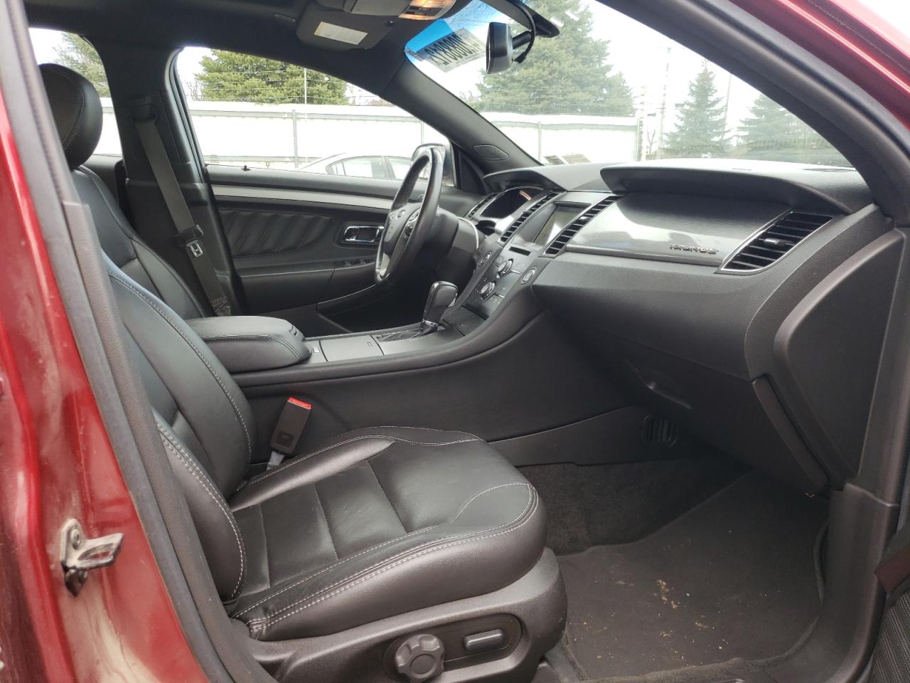 Photo 5 from auction – 2016 FORD TAURUS SEL with VIN 1FAHP2H8XGG130878