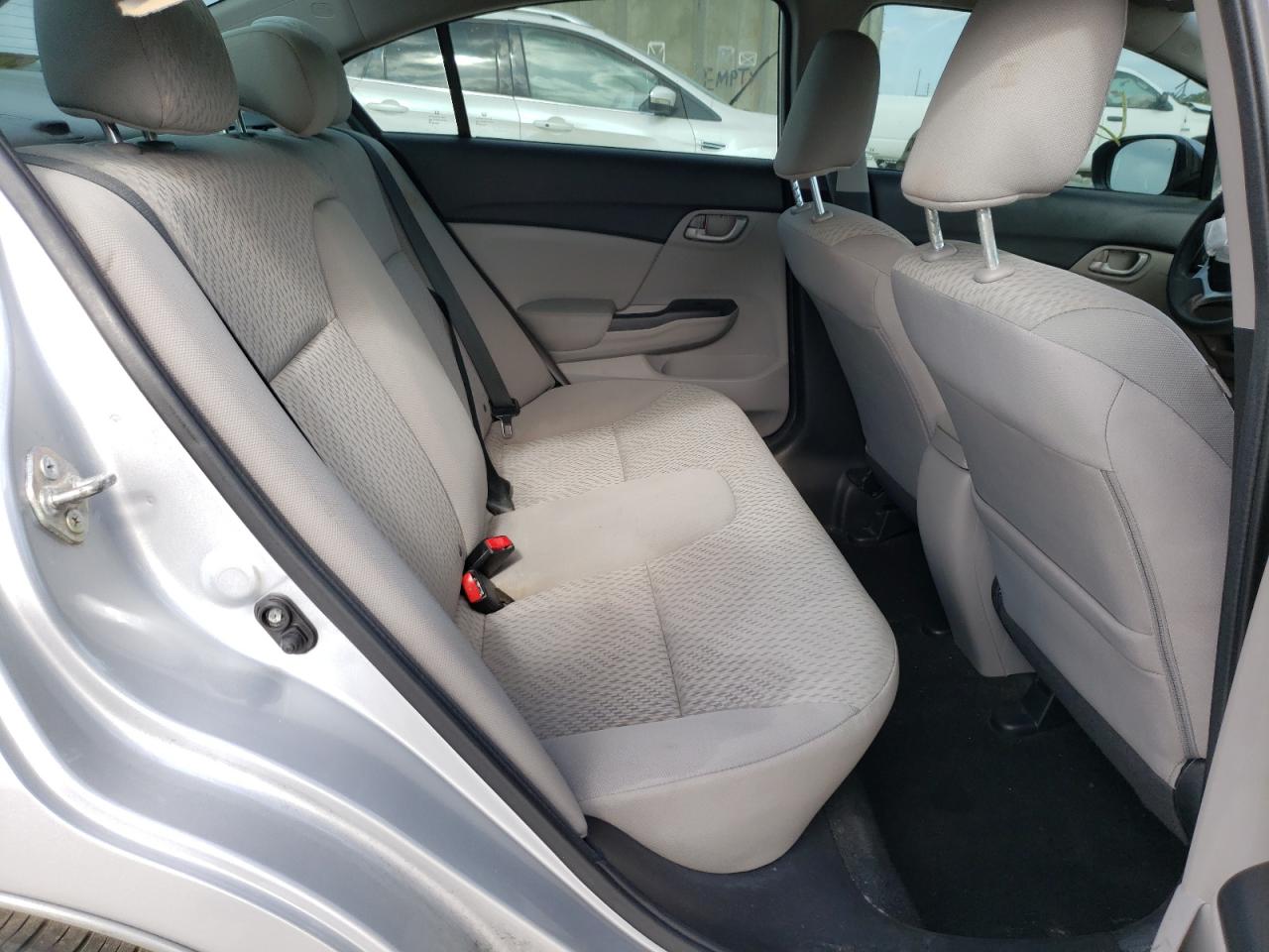 Photo 6 from auction – 2014 HONDA CIVIC LX with VIN 19XFB2F59EE062613