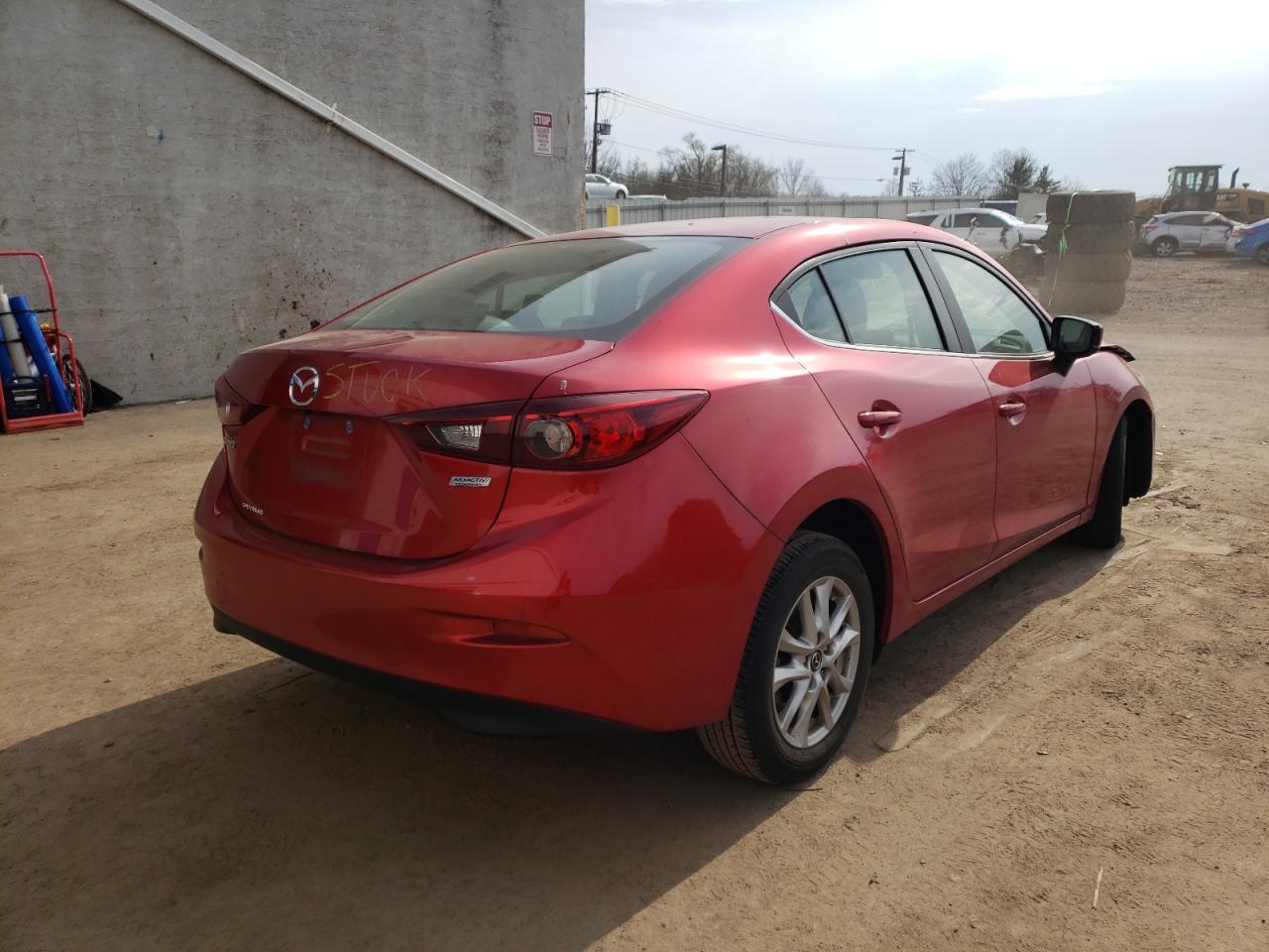 Photo 4 from auction – 2018 MAZDA 3 SPORT with VIN 3MZBN1U77JM232193