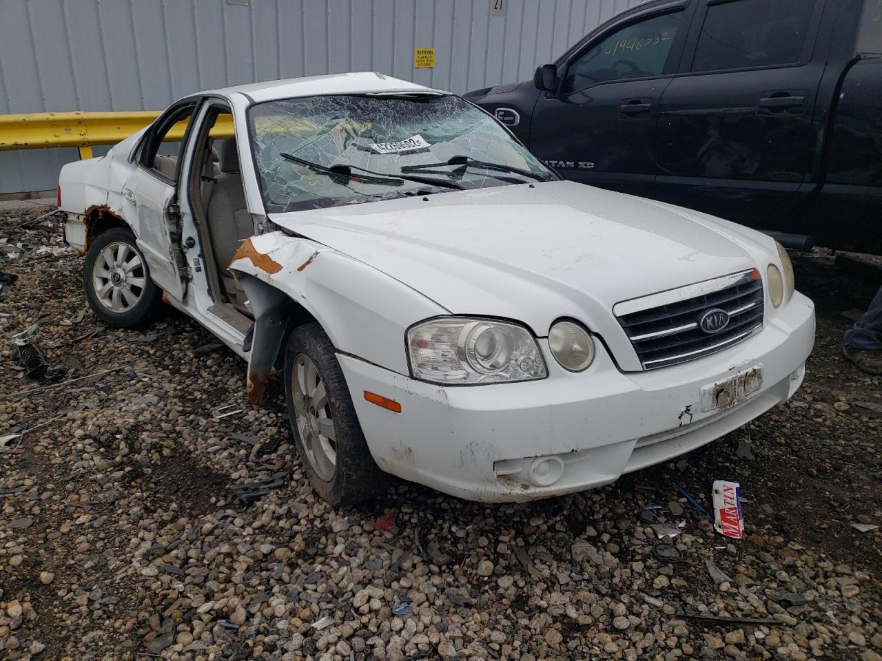 KIA OPTIMA LX 2006 with VIN KNAGD128865440083 - Photo from auction