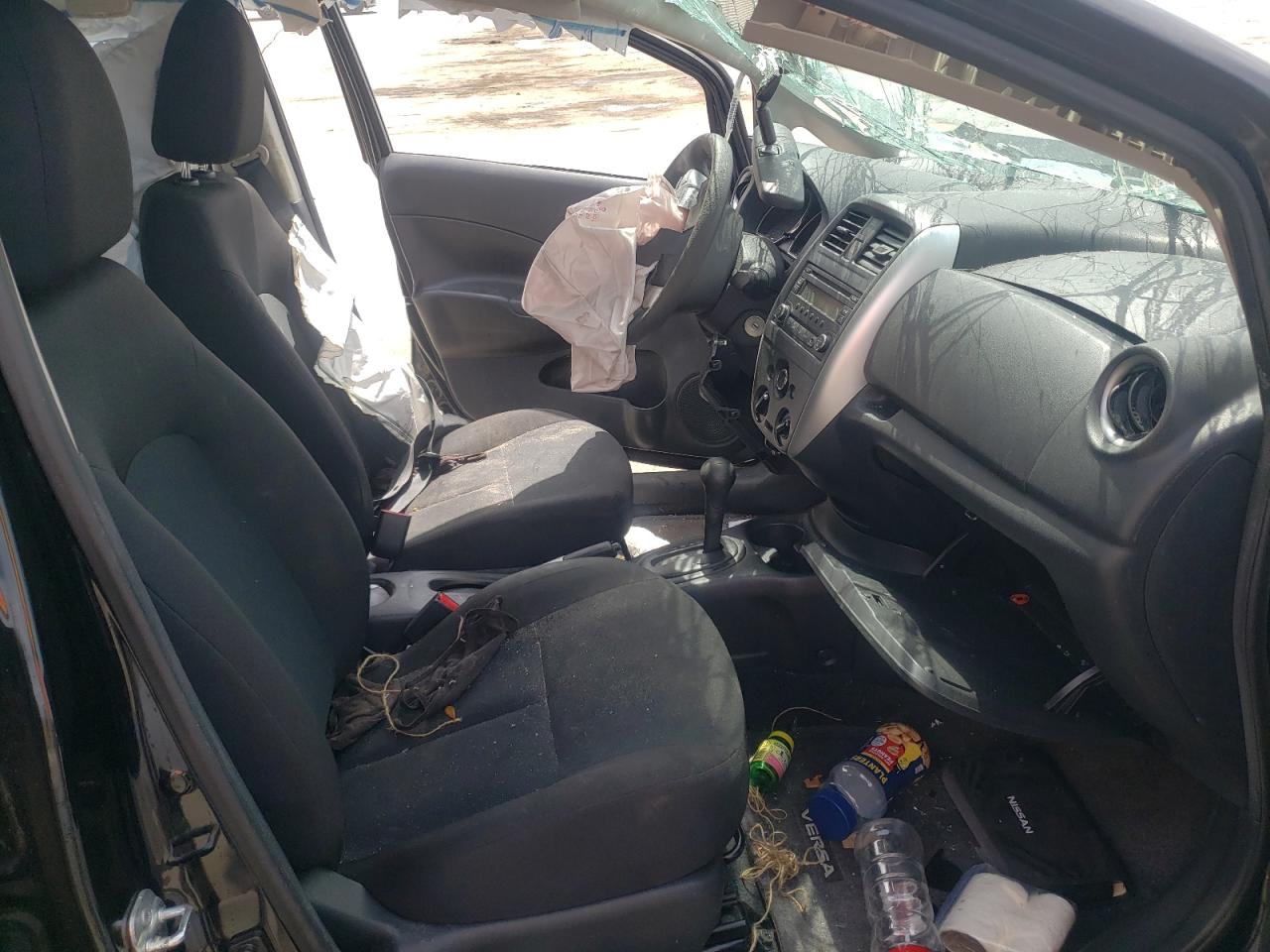 Photo 5 from auction – 2015 NISSAN VERSA NOTE with VIN 3N1CE2CP3FL386933
