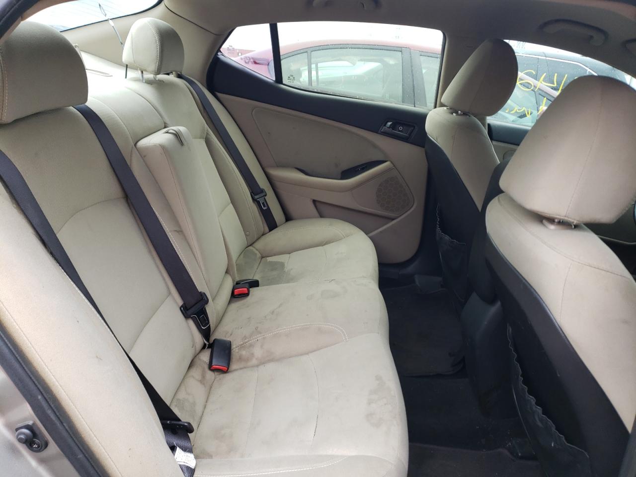 Photo 6 from auction – 2012 KIA OPTIMA LX with VIN 5XXGM4A71CG026292