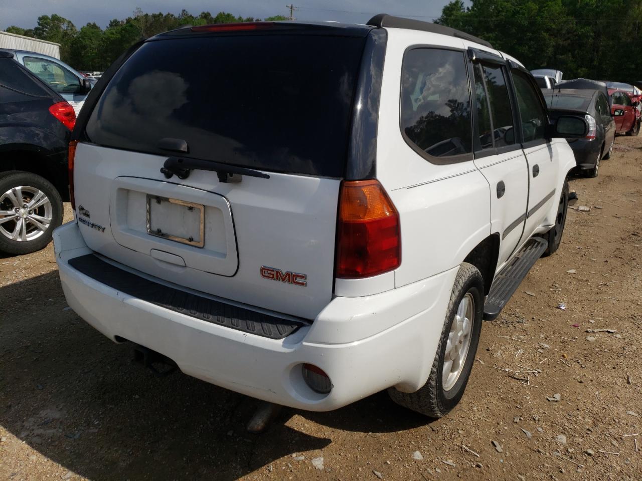 Photo 4 from auction – 2007 GMC ENVOY with VIN 1GKDS13S572267877