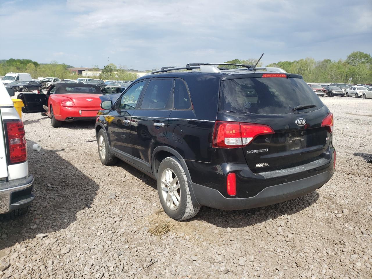 Photo 3 from auction – 2014 KIA SORENTO LX with VIN 5XYKT3A64EG549030