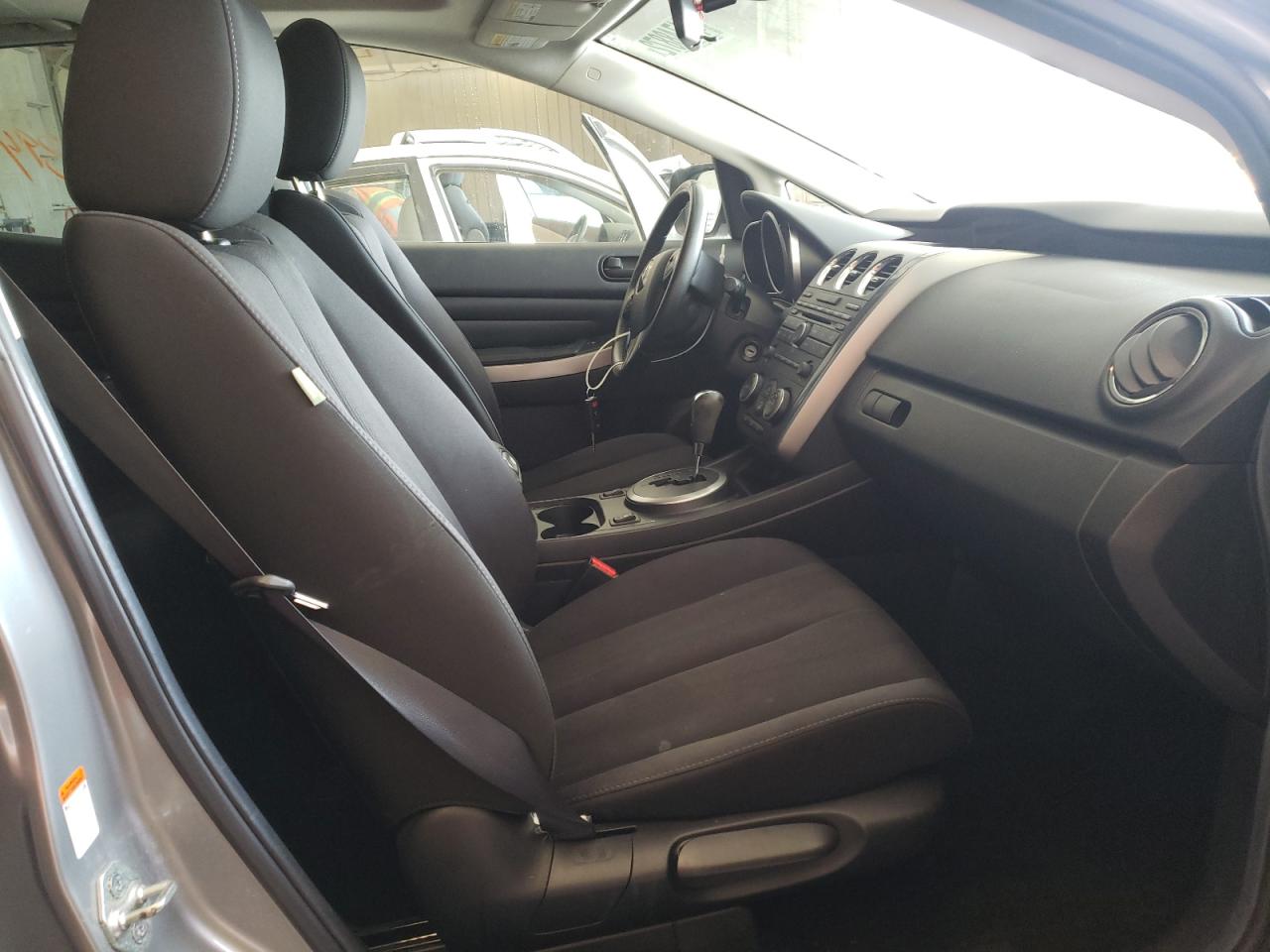 Photo 5 from auction – 2011 MAZDA CX-7 with VIN JM3ER2B59B0383821