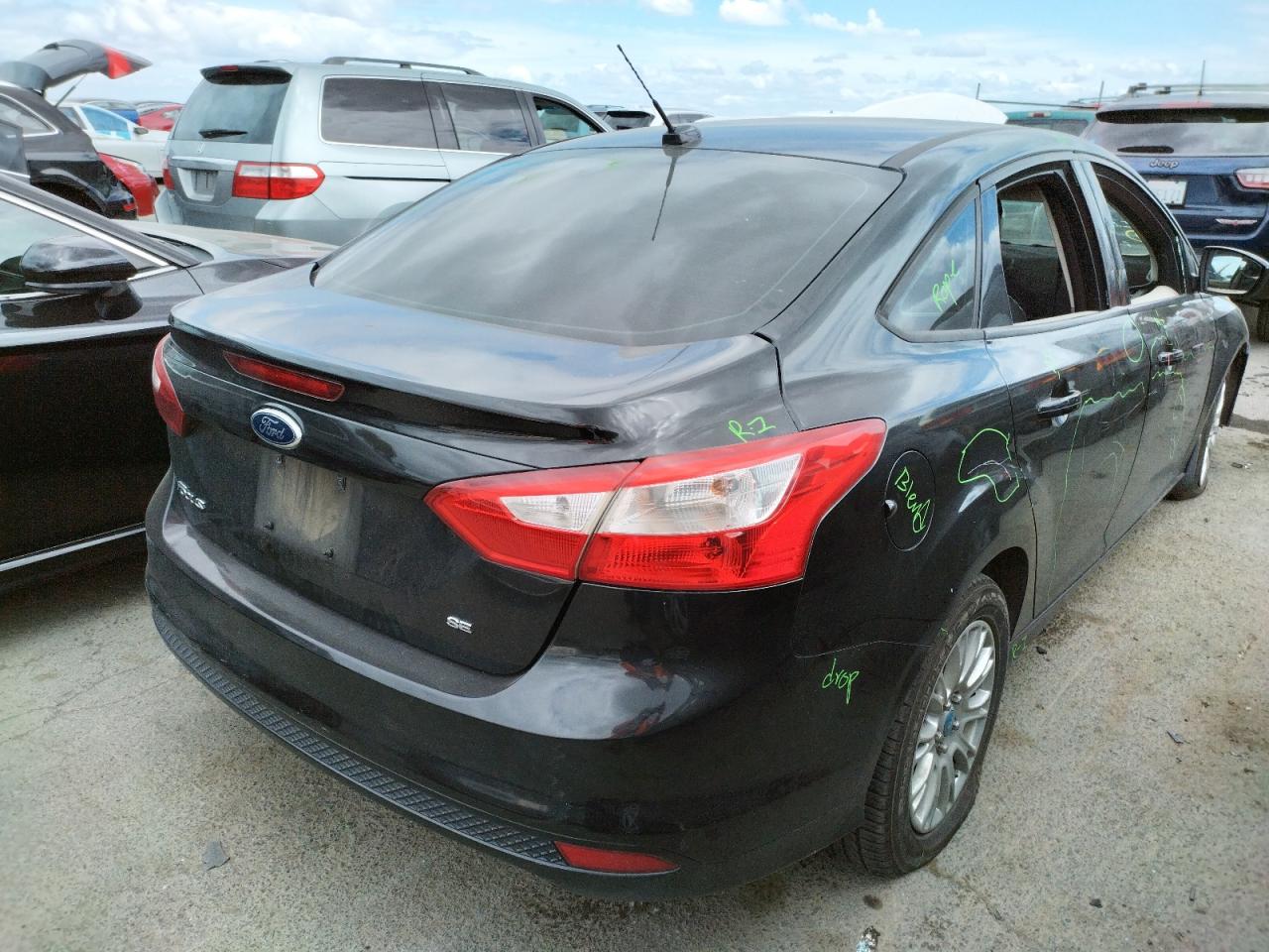 Photo 4 from auction – 2012 FORD FOCUS SE with VIN 1FAHP3F21CL416298