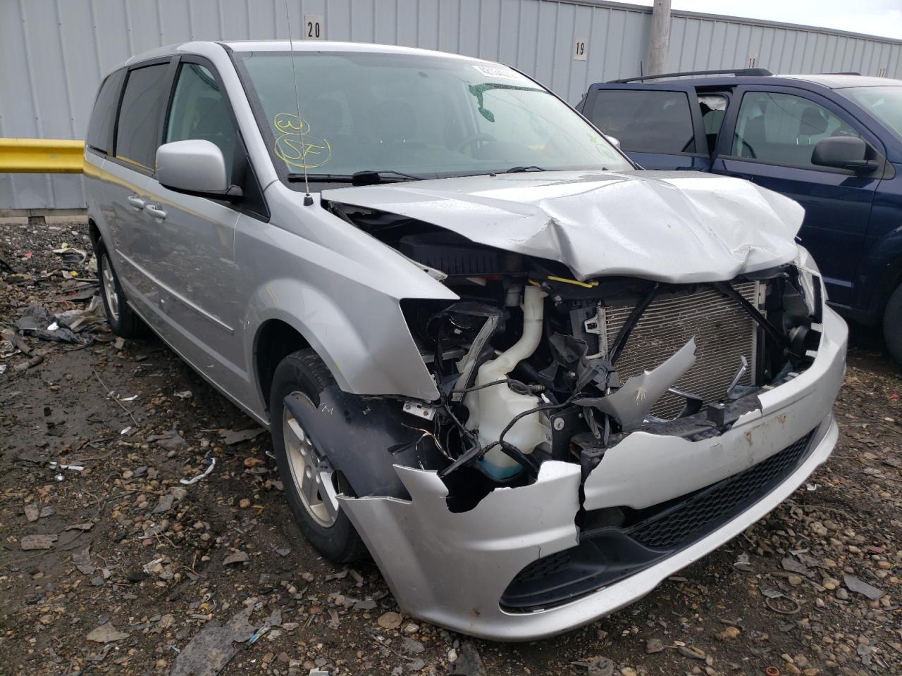 DODGE GRAND CARA 2011 with VIN 2D4RN3DG4BR626759 - Photo from auction