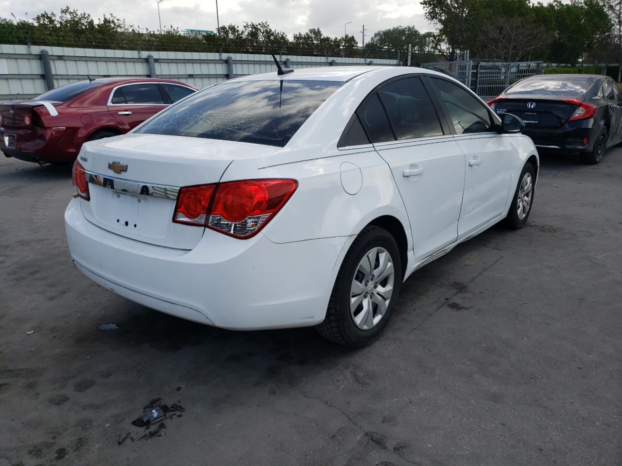Photo 4 from auction – 2012 CHEVROLET CRUZE LS with VIN 1G1PD5SH4C7340663