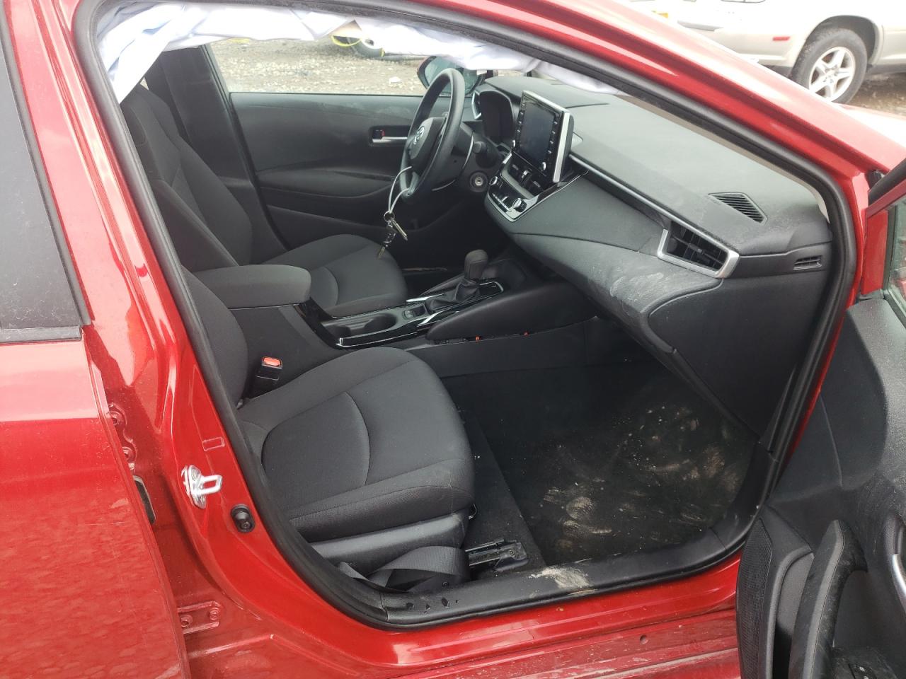 Photo 5 from auction – 2021 TOYOTA COROLLA LE with VIN 5YFEPMAE0MP255262