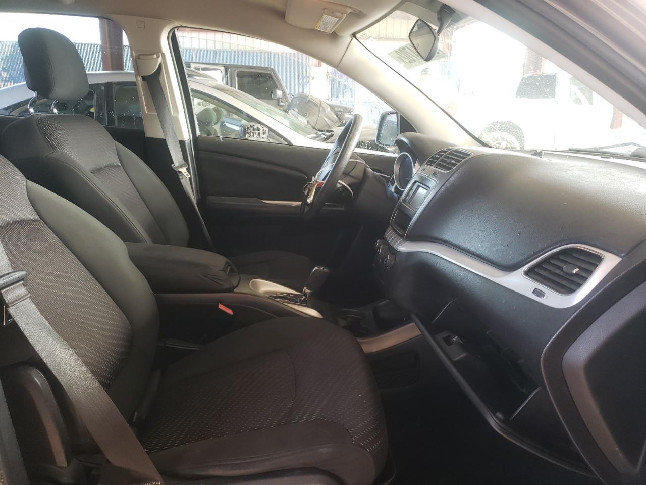 Photo 5 from auction – 2012 DODGE JOURNEY SX with VIN 3C4PDCBGXCT153233